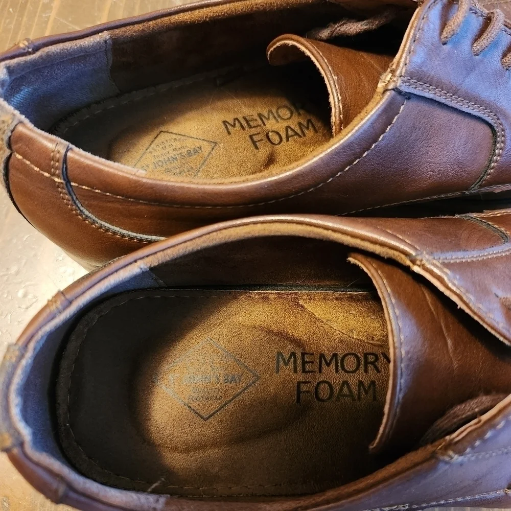 Men's St Johns Bay Brown Leather Balsam Oxford Shoe W/ Memory Foam Insole Sz 11M